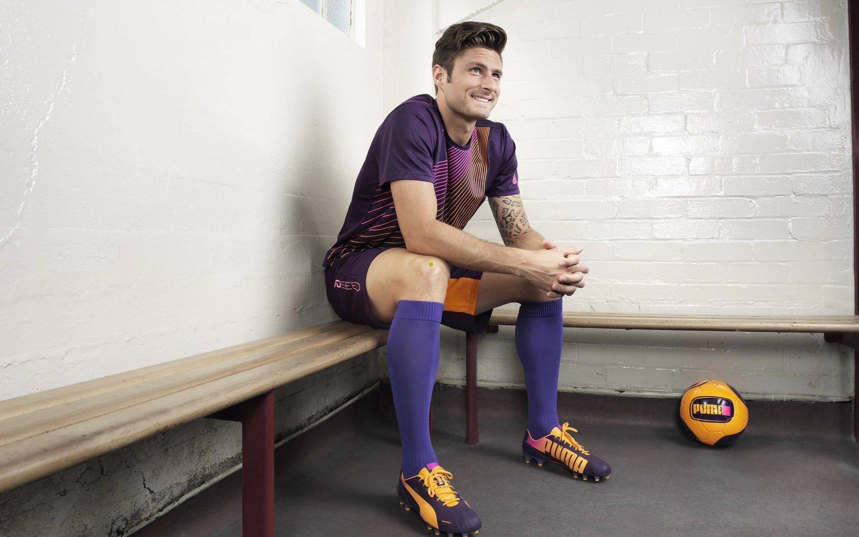 东契奇轰43分13助攻9篮板创历史，超越哈登登顶现役第一人